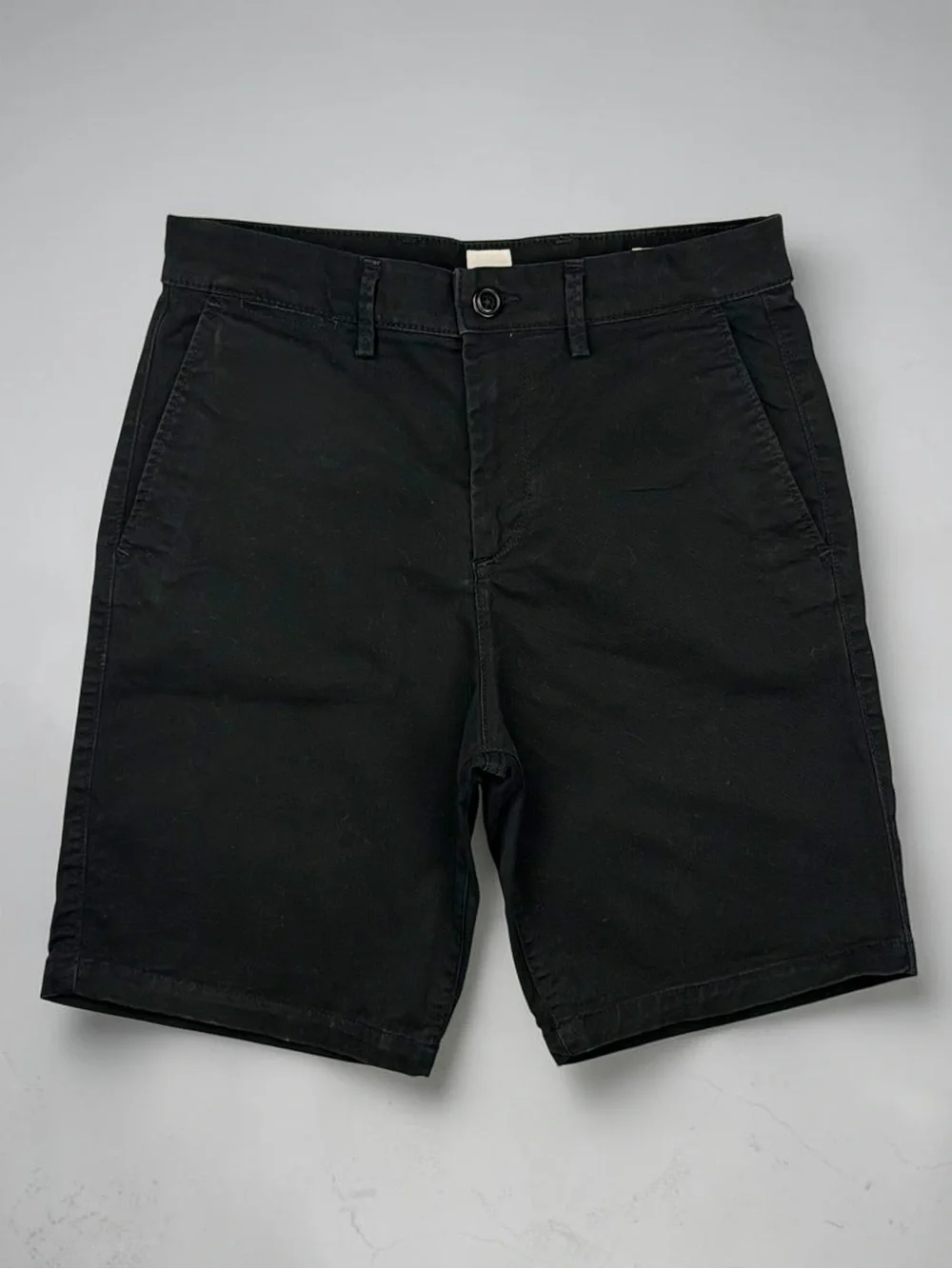 GAP Essential Khaki 9